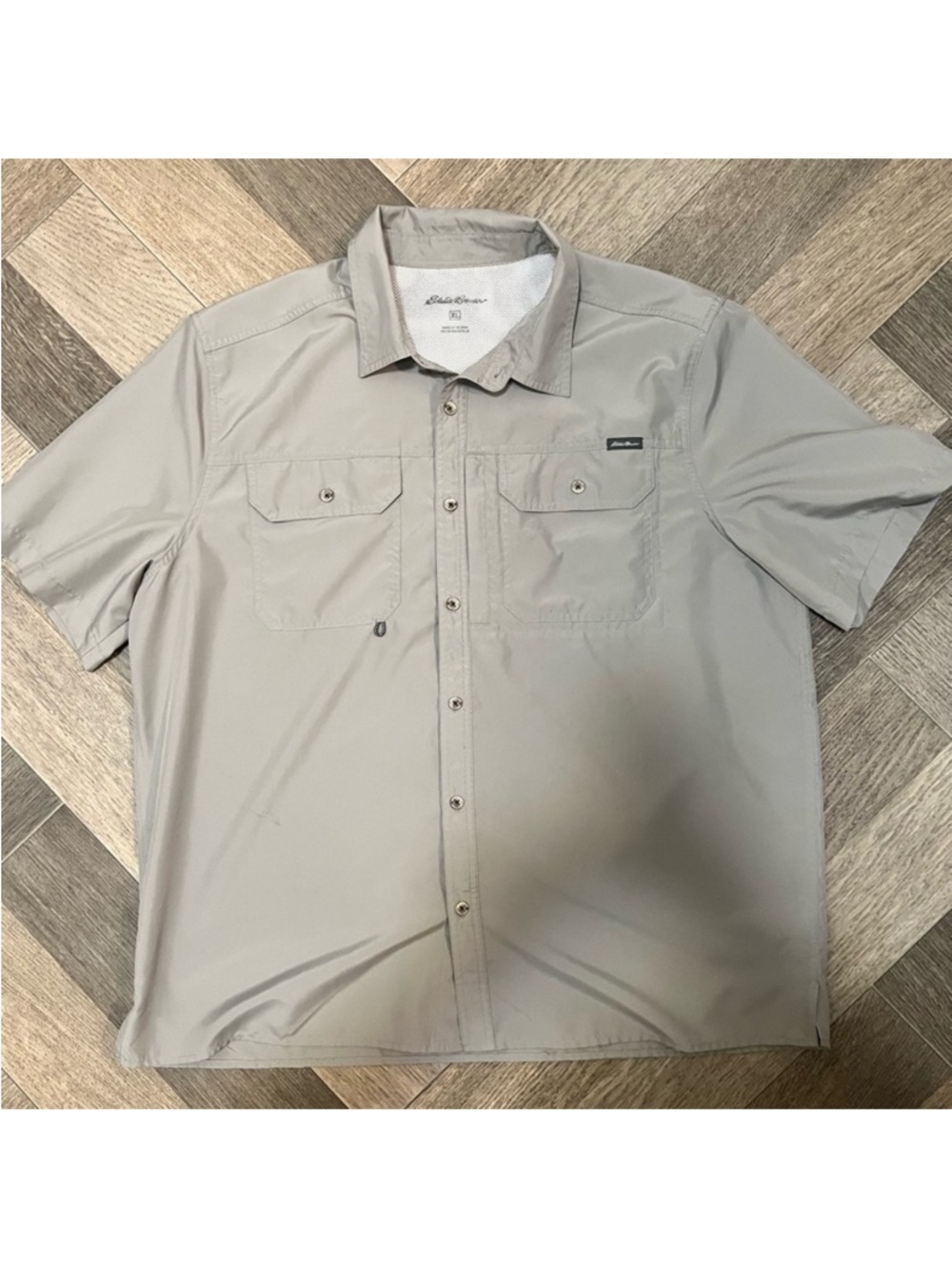 Eddie Bauer Men's Short Sleeve
Moisture Wicking UPF 50 Tech Size
XL Gray